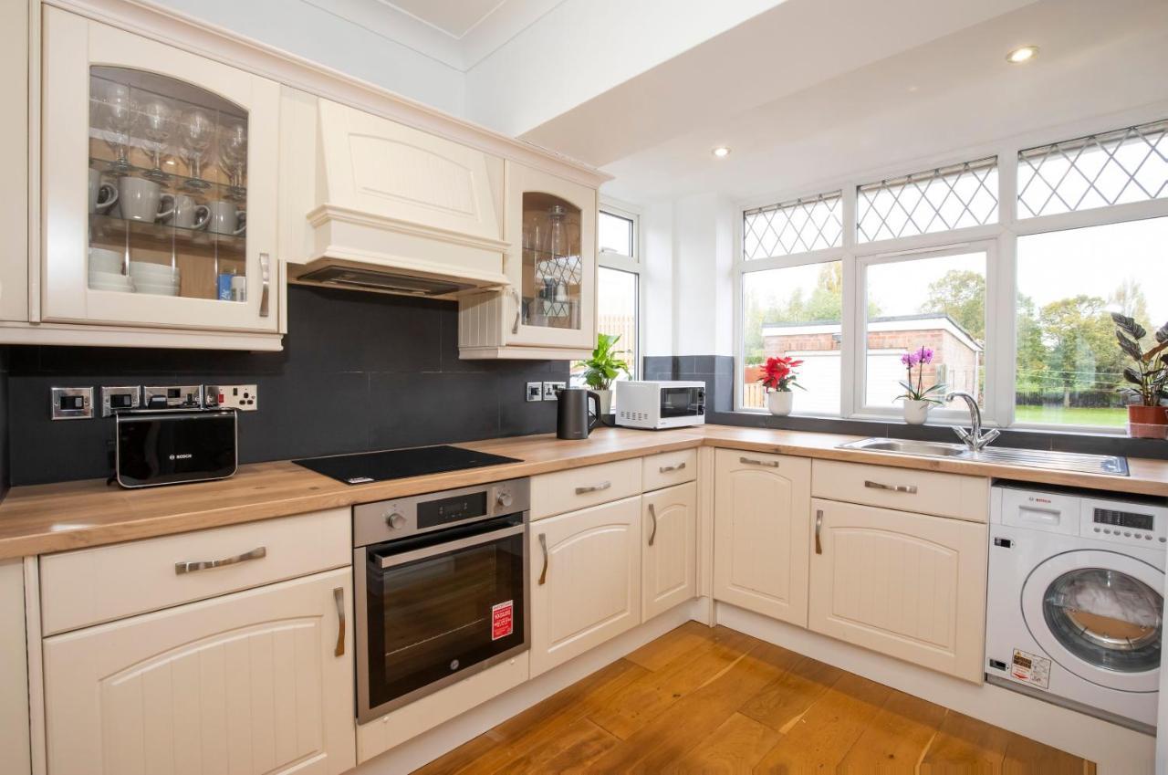 Five Bedroom House Centre - Peace House - 56 Sycamore Terrace York